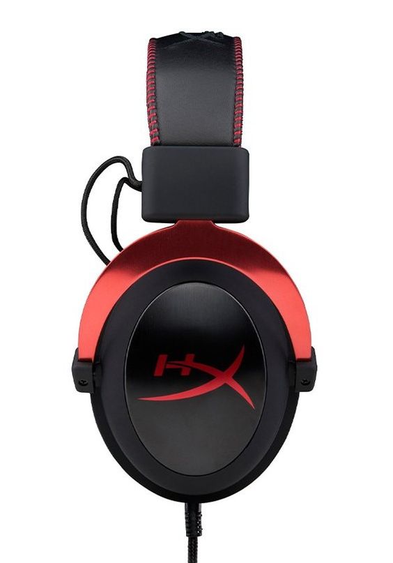 nghe nhạc với tai nghe HyperX Cloud 2